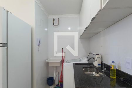 Apartamento à venda com 28m², 1 quarto e sem vaga Apartamento à venda com 28m², 1 quarto e sem vagaCozinha e Área de Serviço