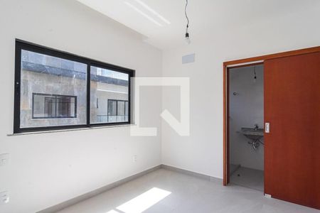 Casa à venda com 187m², 4 quartos e 2 vagas