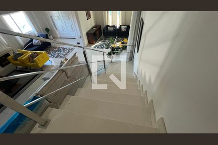 Casa à venda com 570m², 5 quartos e 2 vagas