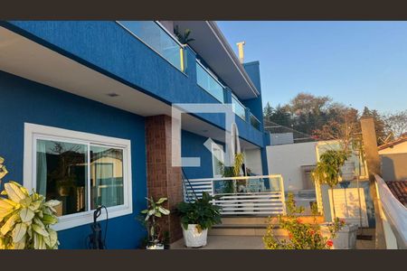 Casa à venda com 570m², 5 quartos e 2 vagas