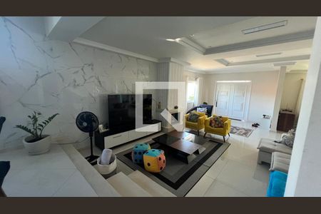 Casa à venda com 570m², 5 quartos e 2 vagas