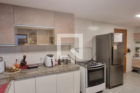 Apartamento à venda com 280m², 4 quartos e 3 vagas