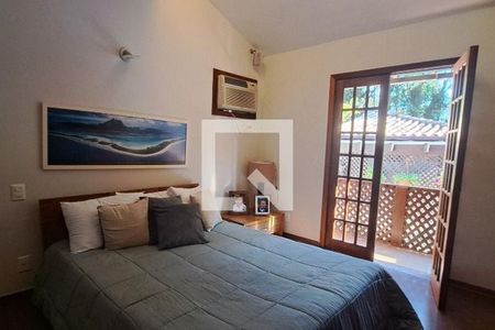 Casa à venda com 262m², 4 quartos e 4 vagas