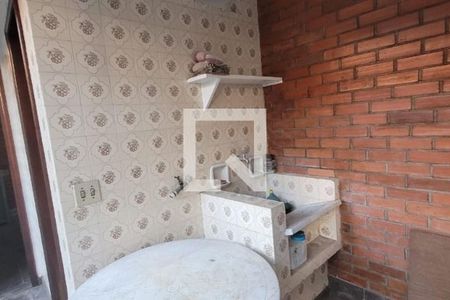 Casa à venda com 232m², 4 quartos e 4 vagas