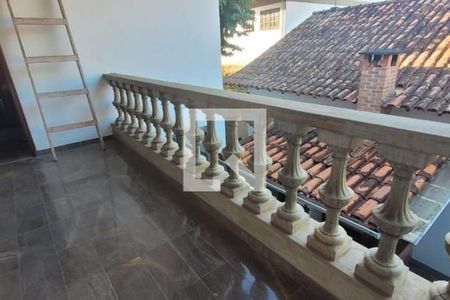 Casa à venda com 232m², 4 quartos e 4 vagas