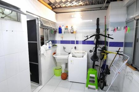 Apartamento à venda com 93m², 3 quartos e sem vaga