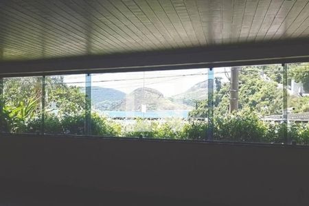 Apartamento à venda com 270m², 4 quartos e 2 vagas