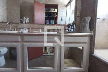 Apartamento à venda com 270m², 4 quartos e 2 vagas