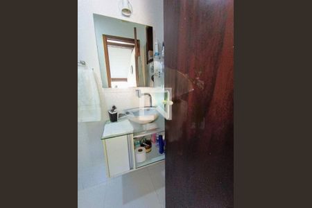 Casa à venda com 70m², 2 quartos e 1 vaga