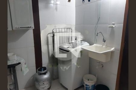 Casa à venda com 70m², 2 quartos e 1 vaga