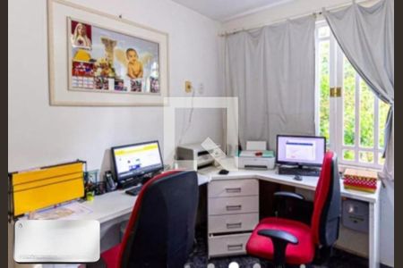 Casa à venda com 470m², 4 quartos e 2 vagas