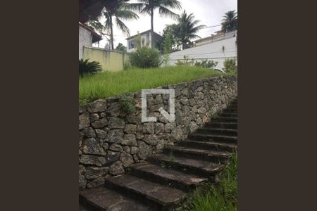 Casa à venda com 5 quartos, 390m² em Pendotiba, Niterói