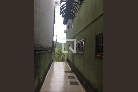 Casa à venda com 5 quartos, 390m² em Pendotiba, Niterói
