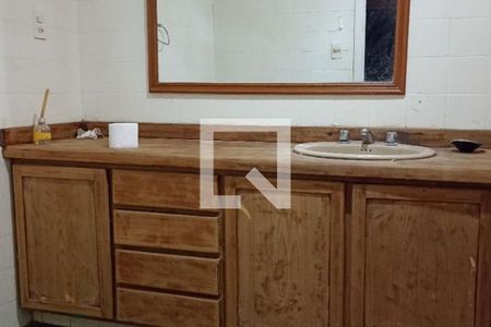 Casa à venda com 477m², 6 quartos e 7 vagas