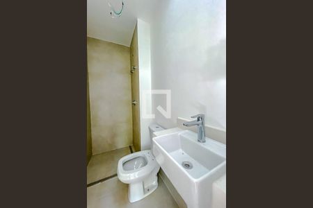 Casa de condomínio à venda com 112m², 2 quartos e 2 vagasBanheiro da Suíte 1