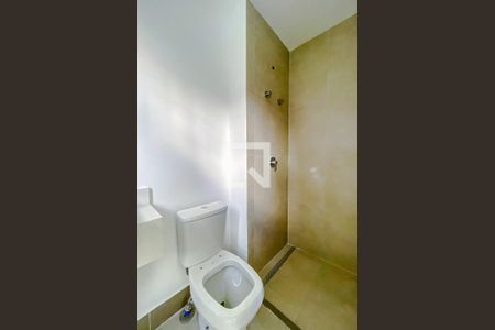 Casa de condomínio à venda com 112m², 2 quartos e 2 vagasBanheiro da Suíte 2