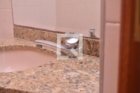 Apartamento à venda com 234m², 3 quartos e 2 vagasBanheiro 4