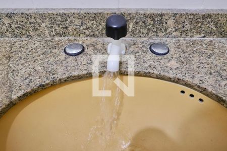 Casa à venda com 220m², 2 quartos e 3 vagas Casa à venda com 220m², 2 quartos e 3 vagasBanheiro