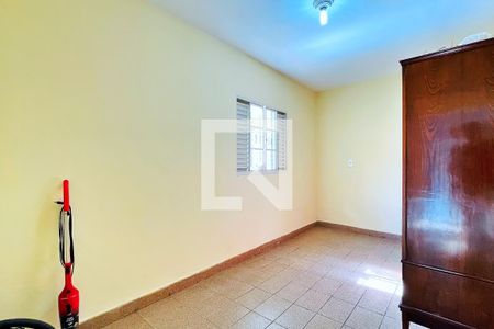 Casa à venda com 283m², 3 quartos e 2 vagas Casa à venda com 283m², 3 quartos e 2 vagasQuarto de Serviço