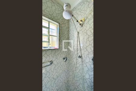 Casa à venda com 283m², 3 quartos e 2 vagas Casa à venda com 283m², 3 quartos e 2 vagasBanheiro de serviço