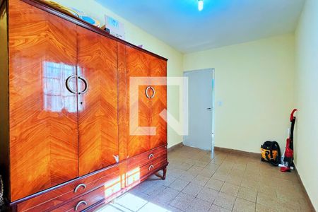 Casa à venda com 283m², 3 quartos e 2 vagas Casa à venda com 283m², 3 quartos e 2 vagasQuarto de Serviço