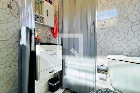 Casa à venda com 283m², 3 quartos e 2 vagas Casa à venda com 283m², 3 quartos e 2 vagasBanheiro de serviço
