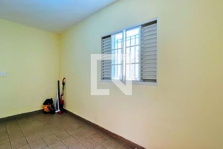 Casa à venda com 283m², 3 quartos e 2 vagas Casa à venda com 283m², 3 quartos e 2 vagasQuarto de Serviço