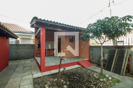 Casa à venda com 200m², 2 quartos e 6 vagas Casa à venda com 200m², 2 quartos e 6 vagasChurrasqueira