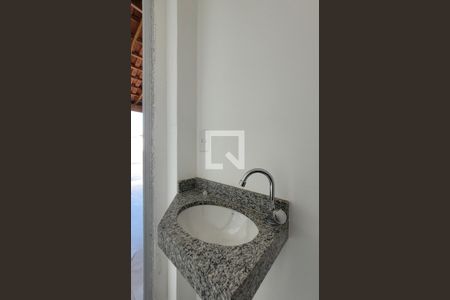 Apartamento à venda com 95m², 2 quartos e 2 vagas Apartamento à venda com 95m², 2 quartos e 2 vagasBanheiro