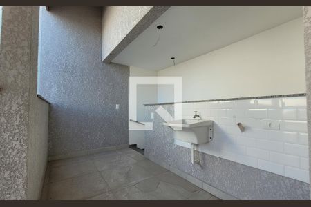 Apartamento à venda com 95m², 2 quartos e 2 vagas Apartamento à venda com 95m², 2 quartos e 2 vagasLavanderia