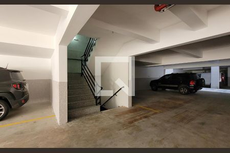 Apartamento à venda com 95m², 2 quartos e 2 vagas Apartamento à venda com 95m², 2 quartos e 2 vagasGaragem