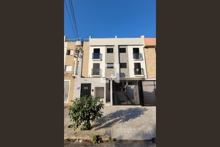 Apartamento à venda com 95m², 2 quartos e 2 vagas Apartamento à venda com 95m², 2 quartos e 2 vagasFachada