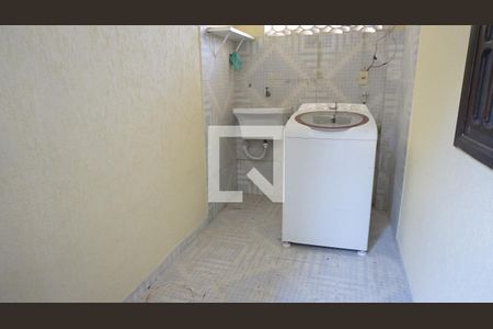 Casa à venda com 270m², 5 quartos e sem vagaSegundo Andar - Area de Serviço