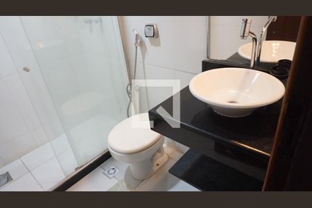 Casa à venda com 270m², 5 quartos e sem vagaBanheiro Suíte