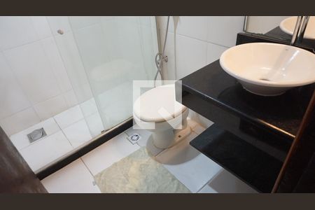 Casa à venda com 270m², 5 quartos e sem vagaBanheiro Suíte