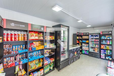 Apartamento à venda com 47m², 2 quartos e 1 vaga Apartamento à venda com 47m², 2 quartos e 1 vagaMercado