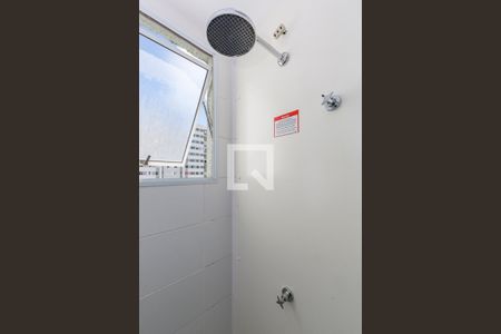 Apartamento à venda com 47m², 2 quartos e 1 vaga Apartamento à venda com 47m², 2 quartos e 1 vagaBanheiro Social