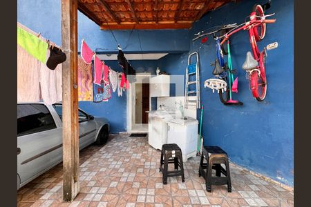 Casa à venda com 80m², 2 quartos e 2 vagas Casa à venda com 80m², 2 quartos e 2 vagasLavanderia