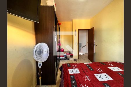 Casa à venda com 80m², 2 quartos e 2 vagas Casa à venda com 80m², 2 quartos e 2 vagasQuarto 2
