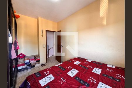 Casa à venda com 80m², 2 quartos e 2 vagas Casa à venda com 80m², 2 quartos e 2 vagasQuarto 2