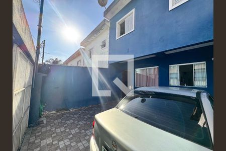 Casa à venda com 80m², 2 quartos e 2 vagas Casa à venda com 80m², 2 quartos e 2 vagasGaragem