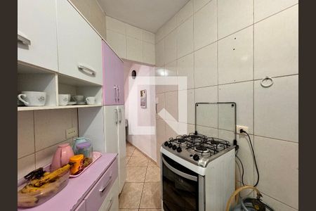 Casa à venda com 80m², 2 quartos e 2 vagas Casa à venda com 80m², 2 quartos e 2 vagasCozinha