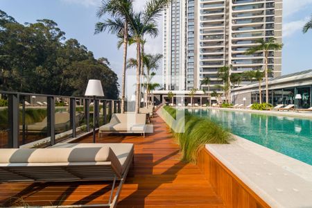 Apartamento à venda com 186m², 4 quartos e 3 vagas Apartamento à venda com 186m², 4 quartos e 3 vagasÁrea comum - Piscina