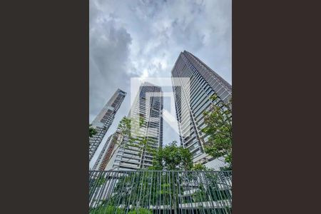 Apartamento à venda com 186m², 4 quartos e 3 vagas Apartamento à venda com 186m², 4 quartos e 3 vagasFachada