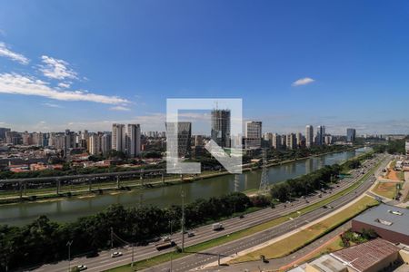 Apartamento à venda com 186m², 4 quartos e 3 vagas Apartamento à venda com 186m², 4 quartos e 3 vagasVista da Suíte 2