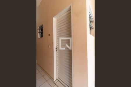Casa à venda com 200m², 10 quartos e sem vaga Casa à venda com 200m², 10 quartos e sem vagaQuarto 4 - Piso Térreo