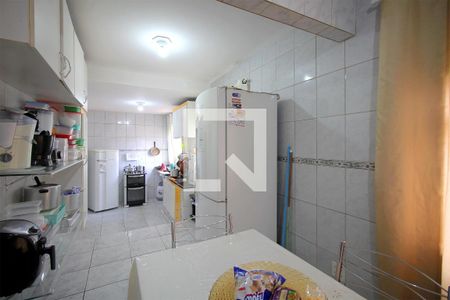 Casa à venda com 240m², 6 quartos e 8 vagasCozinha – casa 2