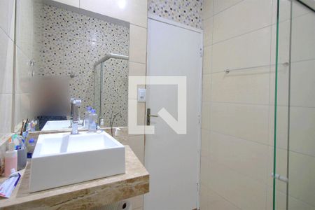 Casa à venda com 240m², 6 quartos e 8 vagasBanheiro