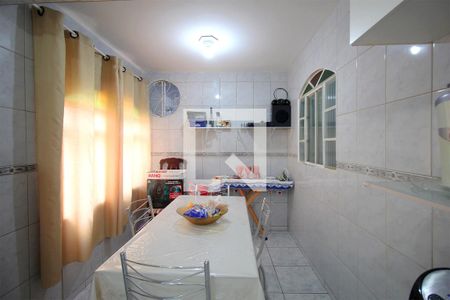 Casa à venda com 240m², 6 quartos e 8 vagasCozinha – casa 2