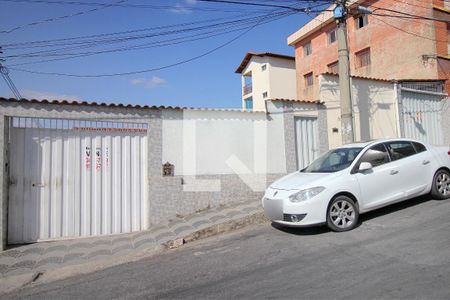 Casa à venda com 240m², 6 quartos e 8 vagasFachada das casas
